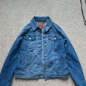 Levi’s medium wash denim jacket